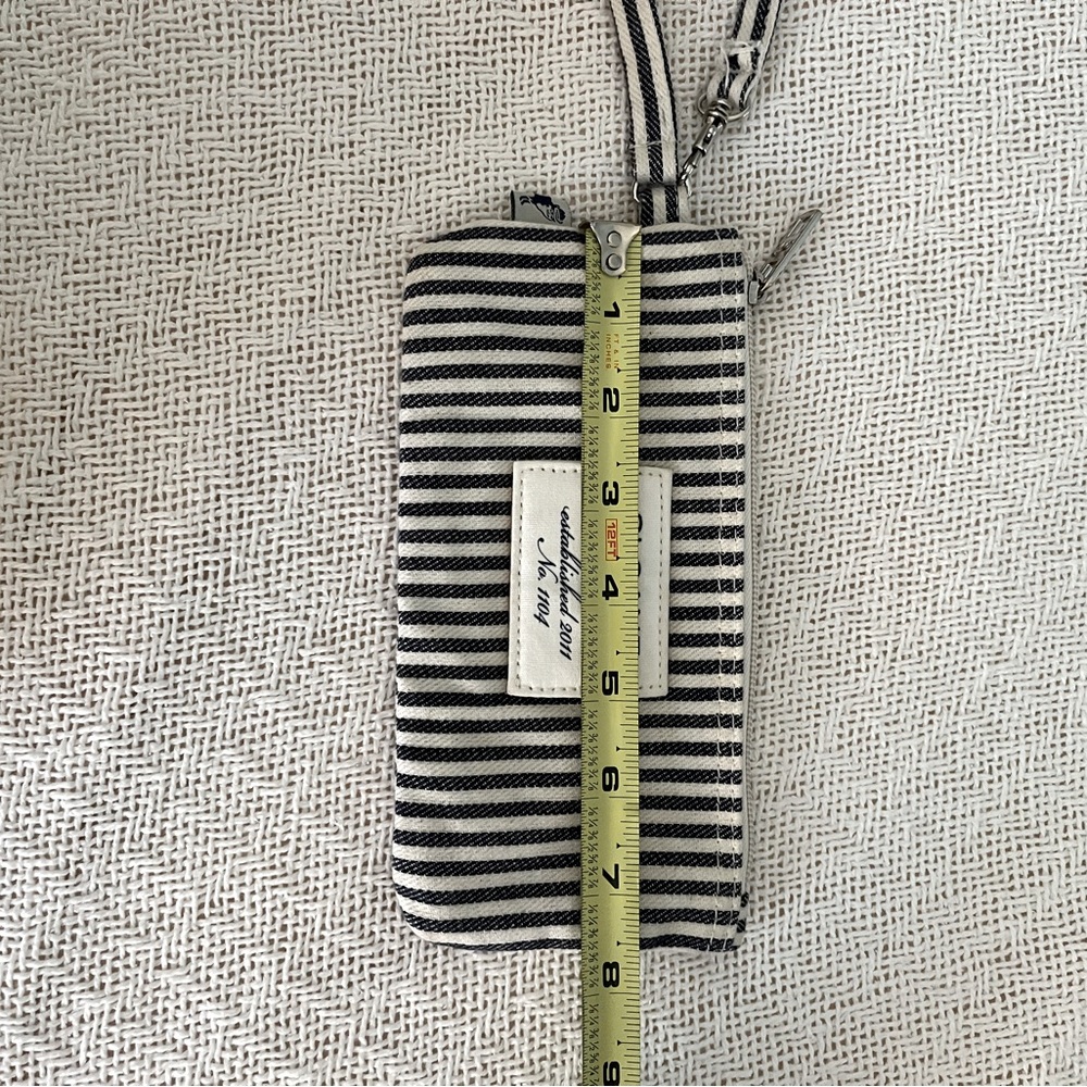 Sloan Ranger Wristlet - Picture 5 of 8
